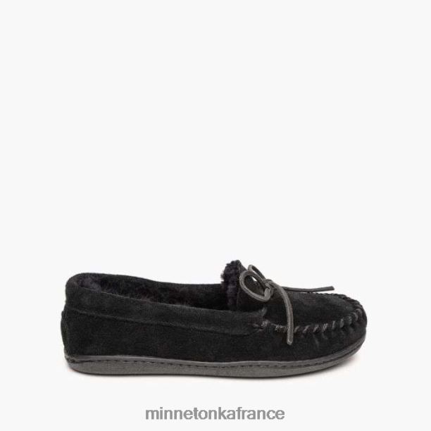 moc à semelle rigide en peau de mouton femmes Minnetonka noir 6N6FP219 chaussure